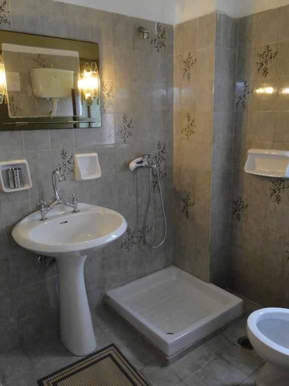 Paradise Inn Mílatosz Kültér fotó